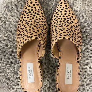 Steven by madden women’s cheetah mules, size 9